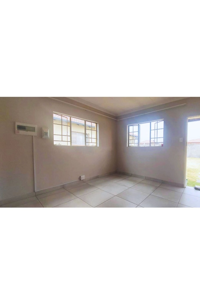 3 Bedroom Property for Sale in Waterkloof East North West